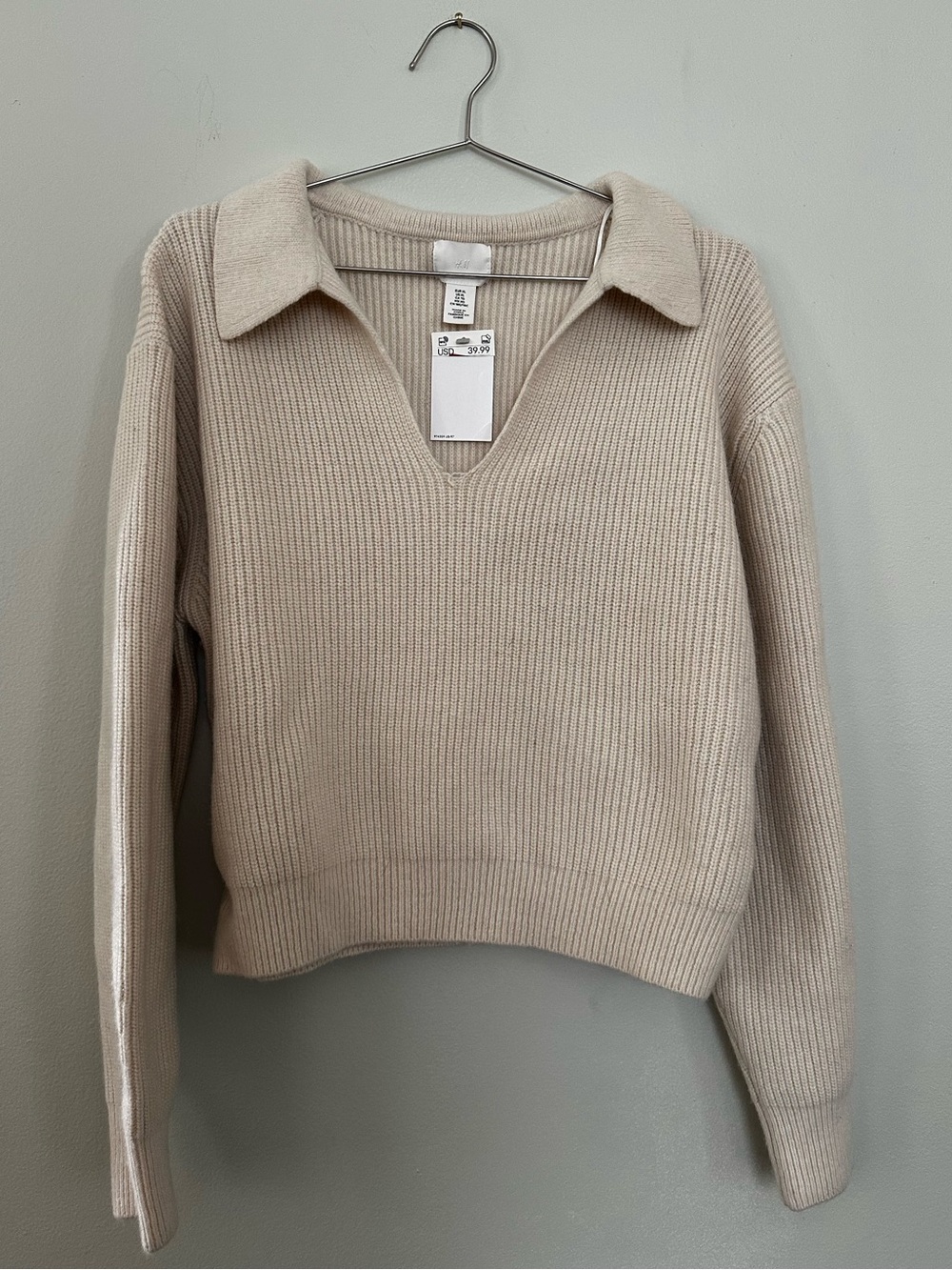 H&M Collared V-Neck Ribbed Knit Sweater Cream Size XL NWT